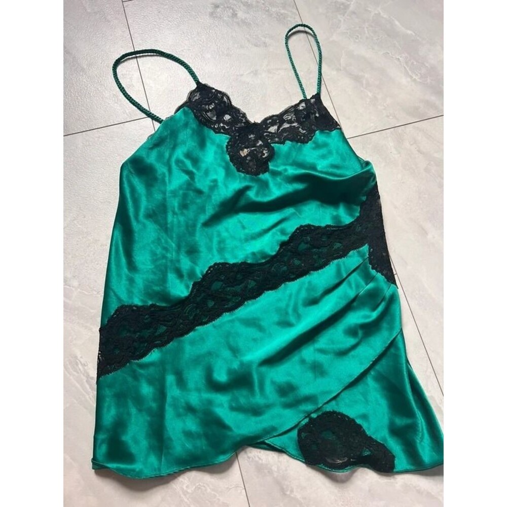 vintage emerald green Victoria's Secret Gold Label babydoll nightie